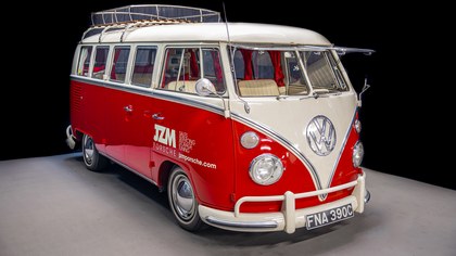 VW Micro Bus De Luxe