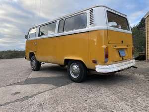 1976 Vw Microbus Automatic with Air Con For Sale (picture 1 of 12)
