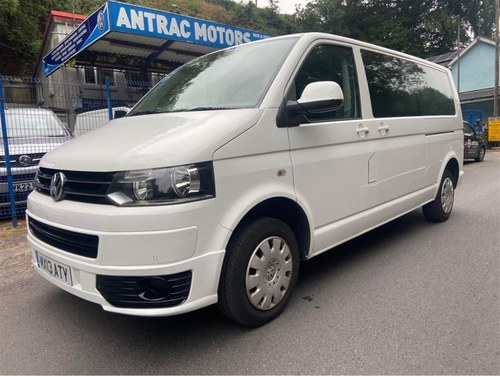 2013 TRANSPORTER SHUTTLE 8 SEATER AIR CON 80k miles MANUAL - For Sale