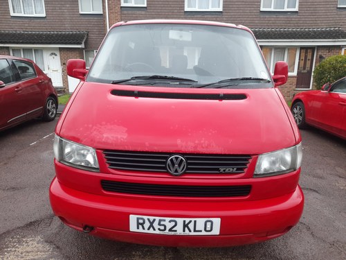 2002 Volkswagen Caravelle Tdi Swb Auto 8 seater In vendita
