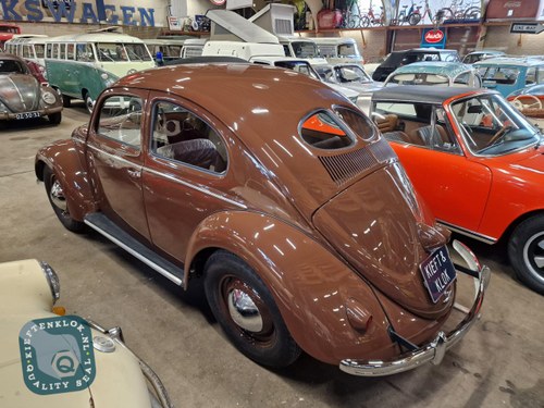 1950 medium brown splitbug deluxe sedan SOLD