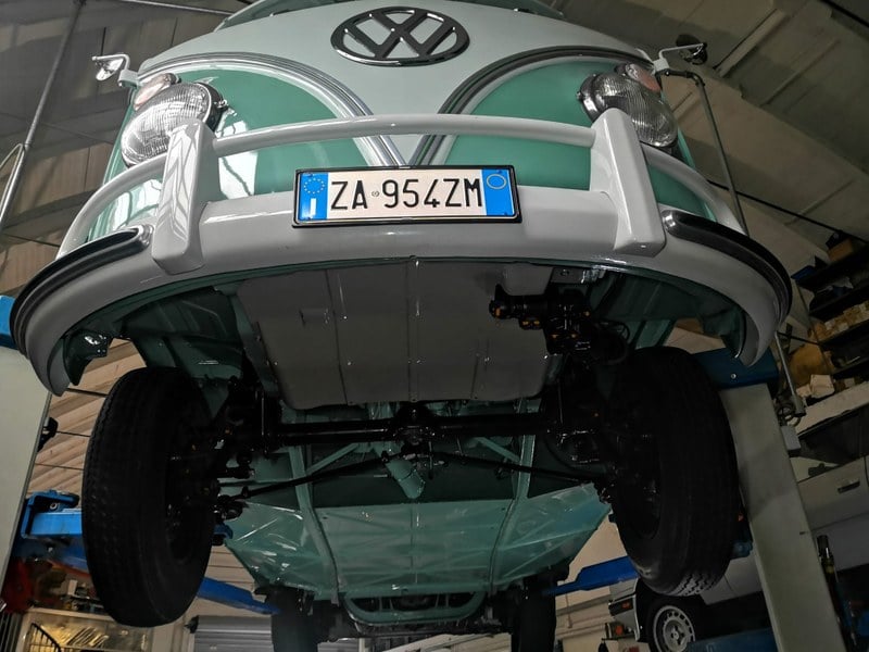 Volkswagen T1 samba bus 24 finestrini (germania)