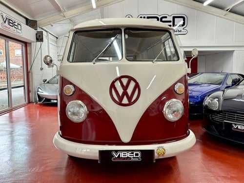1964 Volkswagen Camper - 2