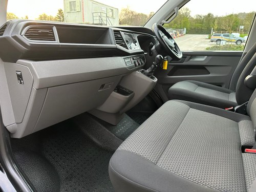 2021 Volkswagen Transporter - 9