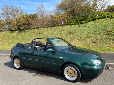 Picture of 2001 (Y) VW Golf 2.0 Avantgarde Convertible