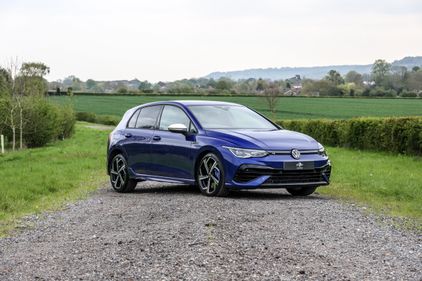 Picture of Volkswagen Golf R TSI 4Motion