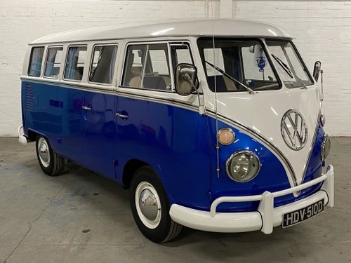 1966 VW 13 Window Deluxe Splitscreen Campervan For Sale by Auction