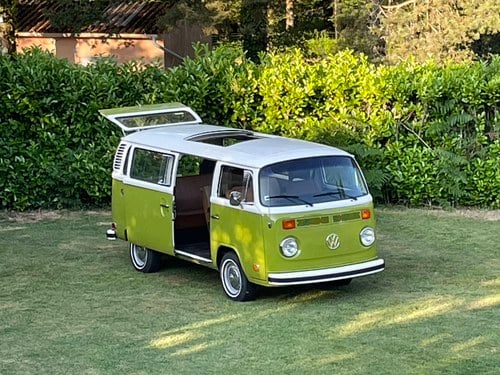 1976 Volkswagen T2B, T2B With Sunroof, VW Bus SOLD