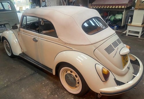 1973 Volkswagen Beetle - 3