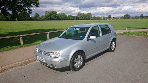 2003 Volkswagen Golf 2.0 GTI