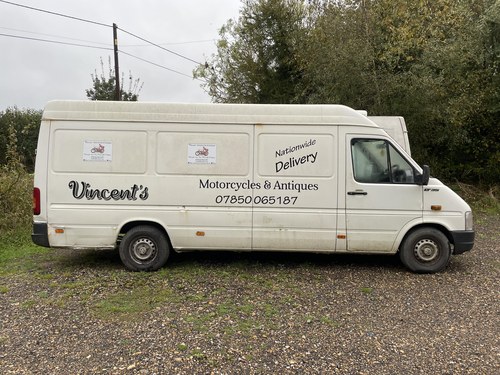 2006 VW Crafter van, long wheel base, high top, £2000. Kaufen Bei