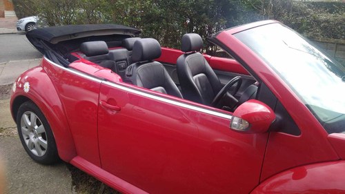 2005 Volkswagen Beetle Cabriolet Tiptronic red long mot sorn
