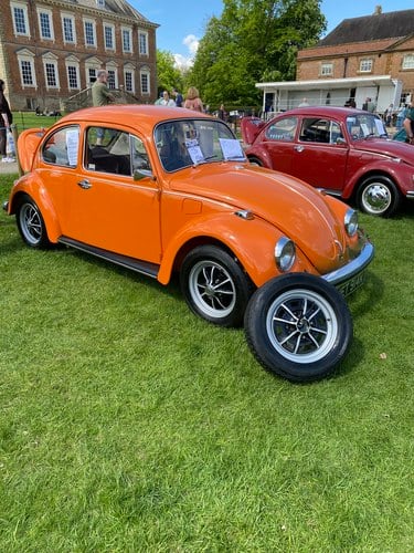 CONCOURS AND MULTI-SHOW WINNER 1972 Concours VW 1300 Beetle