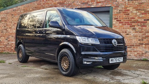 2020 Volkswagen T6.1 Transporter Kombi Swamper Day Van