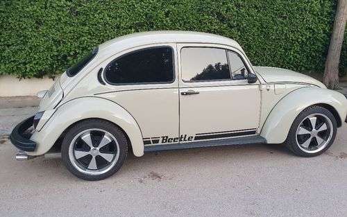 1971 Volkswagen Beetle (picture 1 of 10)