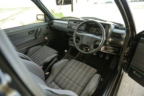 1990 Volkswagen Golf - 8