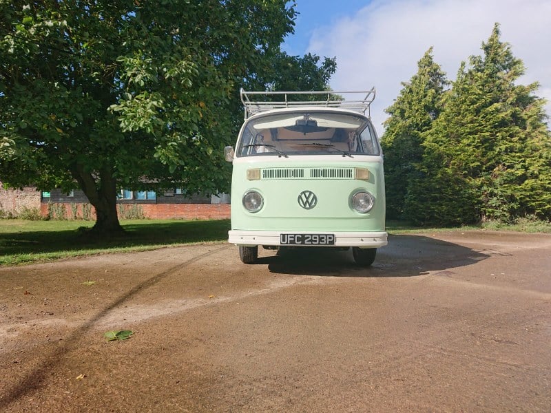 1976 Volkswagen Type 2 - 1 1976 Volkswagen Type 2 - 1