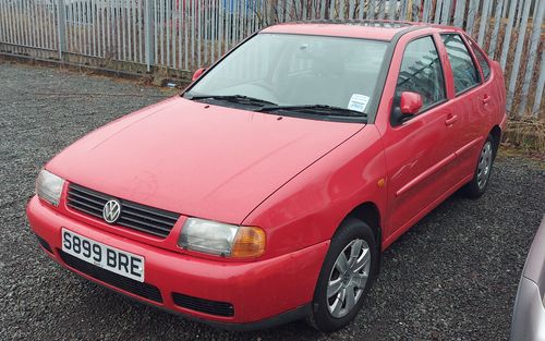 1998 Volkswagen Polo (picture 1 of 10)