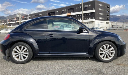 2013 Volkswagen New Beetle - 5