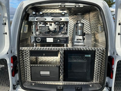 2011 Volkswagen Caddy - 6