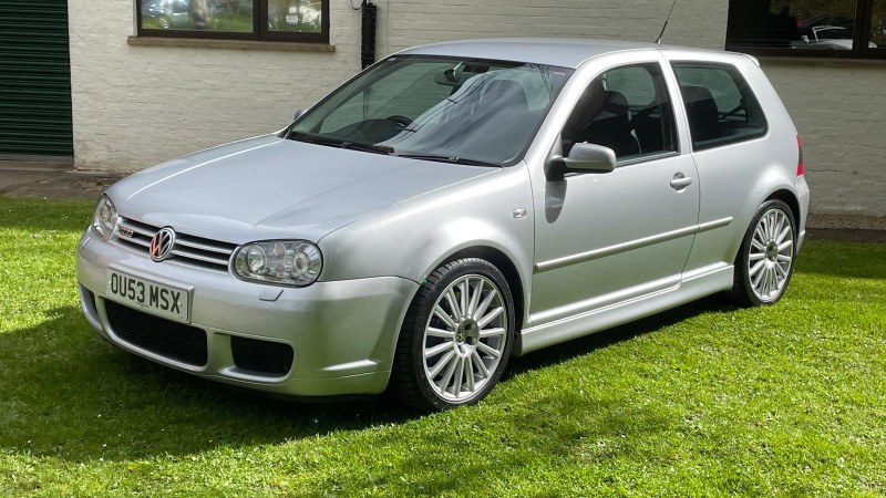 2003 Volkswagen Golf - 1