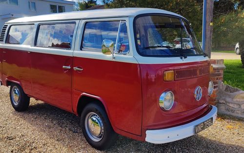 1972 VW T2 Tin Top (picture 1 of 8)