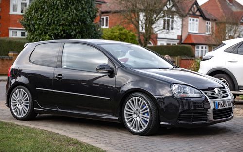 Stunning 2006 Volkswagen Golf Mark 5 R32 Only 73k miles! FSH (picture 1 of 21)