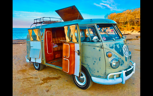 1965 Volkswagen Splitscreen Campervan (picture 1 of 37)