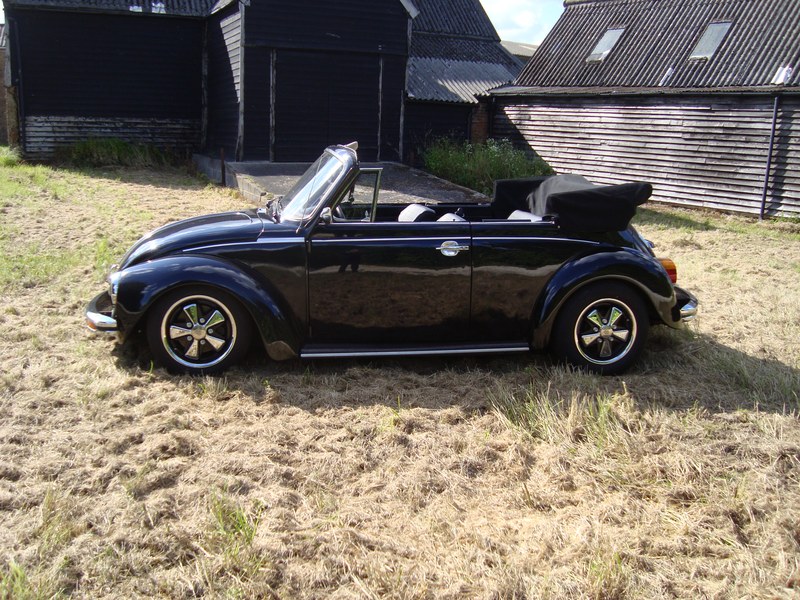1975 Volkswagen Beetle - 2 1975 Volkswagen Beetle - 2