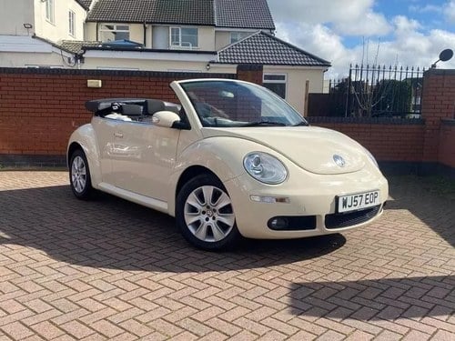 RARE VOLKSWAGEN BEETLE 1.8 TURBO CONVERTIBLE WOW!