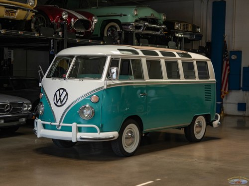 1967 Volkswagen 21 Window Deluxe Samba Bus VENDIDO