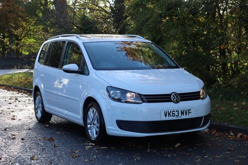 2013 VOLKSWAGEN TOURAN 1.6 TDI 105 BlueMotion Tech SE 5dr DS Kaufen Bei