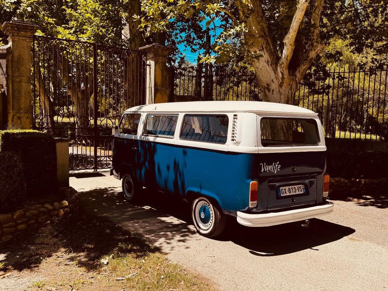 1979 Volkswagen Type 2 - 2 1979 Volkswagen Type 2 - 2