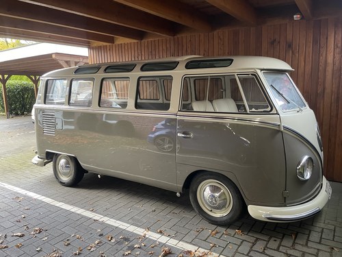 1963 Volkswagen Type 2 T1 23 Eckefenster