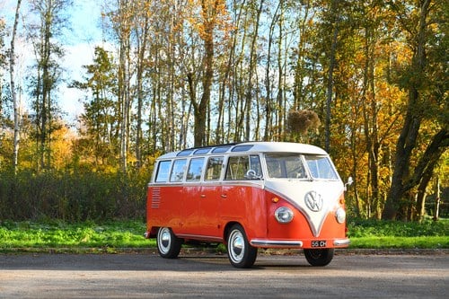 Lot 155 1958 Volkswagen Type 2 23-Window Split-Screen Microb Vente aux enchères