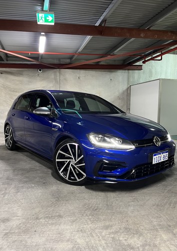 2020 Volkswagen Golf Mark 8 R