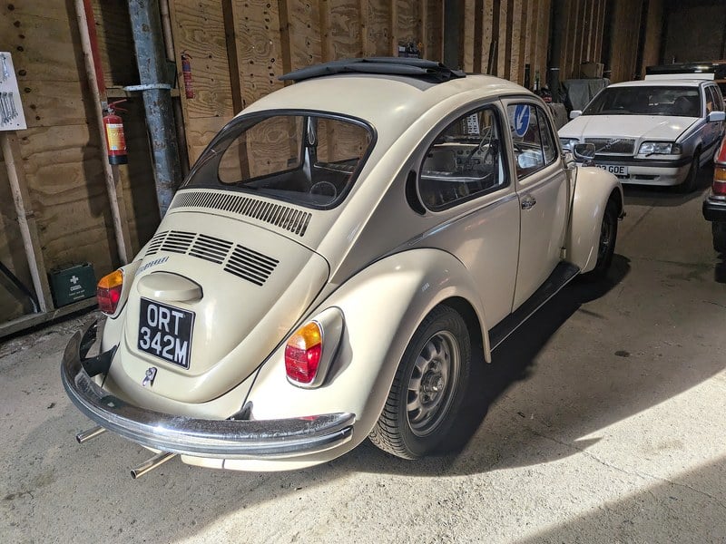 Rapid Classics: Eine Suche. Alle Oldtimer. 8 » Rapid Classics: Eine Suche. Alle Oldtimer. 1973 Volkswagen Beetle Factory Ragtop