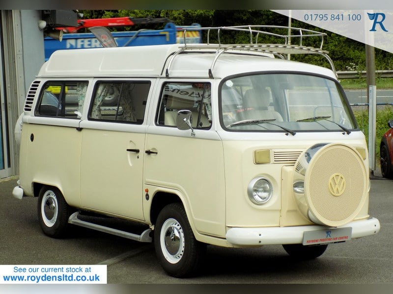 Rapid Classics: Eine Suche. Alle Oldtimer. 19 » Rapid Classics: Eine Suche. Alle Oldtimer. 2009 Volkswagen Type 2 Kombi Danbury Diamond