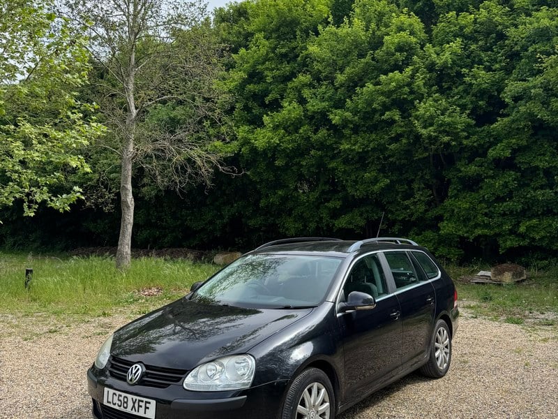 Rapid Classics: Eine Suche. Alle Oldtimer. 22 » Rapid Classics: Eine Suche. Alle Oldtimer. 2009 Volkswagen Golf Mark 6