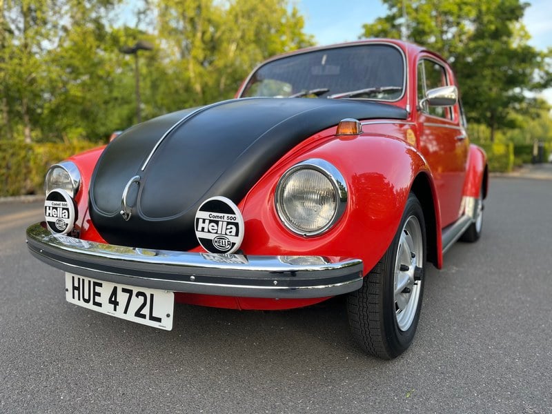 Rapid Classics: Eine Suche. Alle Oldtimer. 19 » Rapid Classics: Eine Suche. Alle Oldtimer. 1972 Volkswagen Beetle Super Beetle 1302S