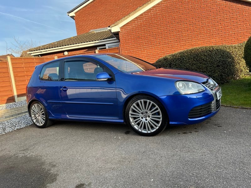 Volkswagen Golf R32 kaufen bei Car & Classic