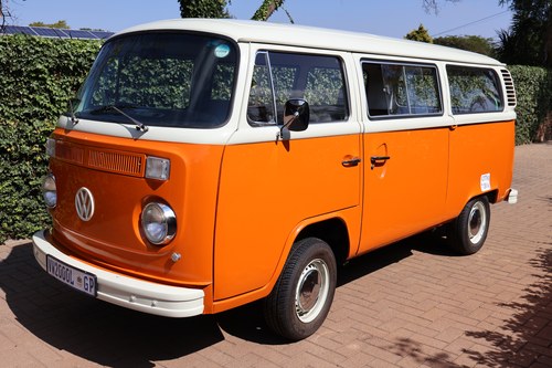 1974 Volkswagen Kombi (Transporter 2)