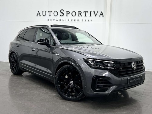 2022 Volkswagen Touareg V6 Black Edition TSi Auto 4WD En Venta