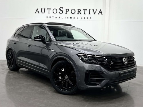 2022 Volkswagen Touareg V6 Black Edition TSi Auto 4WD En Venta