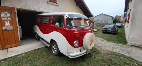 1975 VOLKSWAGEN Combi In vendita