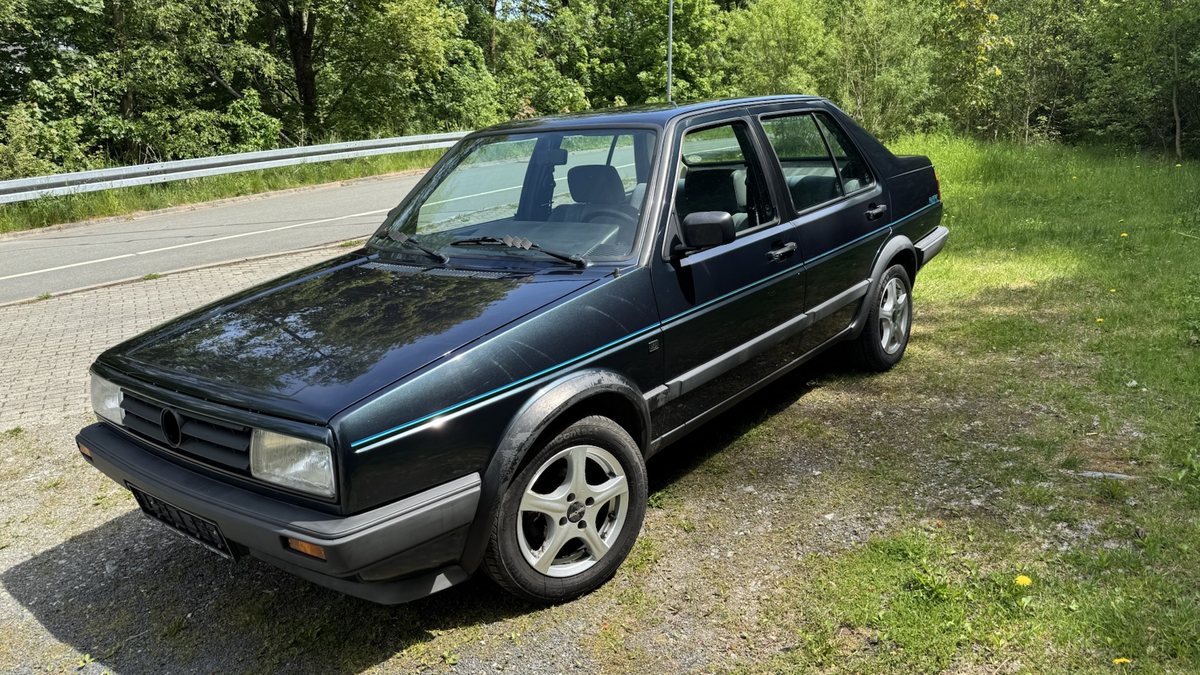 1989 Volkswagen Jetta Dark blue Manual, 5 speed Left Hand Drive in ...