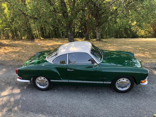 1971 VOLKSWAGEN Karmann Ghia A vendre