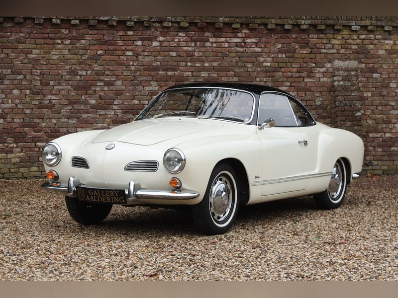 Volkswagen Karmann Coupé 1300 "Teak Edition" ONLY 17.000 KM!