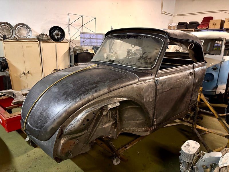 1977 Volkswagen Beetle Super Beetle 1303S