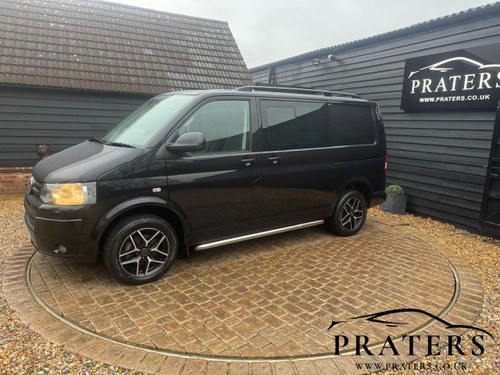 2013 VOLKSWAGEN TRANSPORTER 2.0 BiTDI T30 Highline Kombi 4dr Te koop